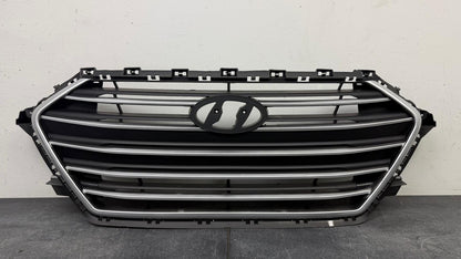 HYUNDAI ELANTRA GRILLE  2017-2018  BLACK W/ SILVER MOLDING USA/KOREA