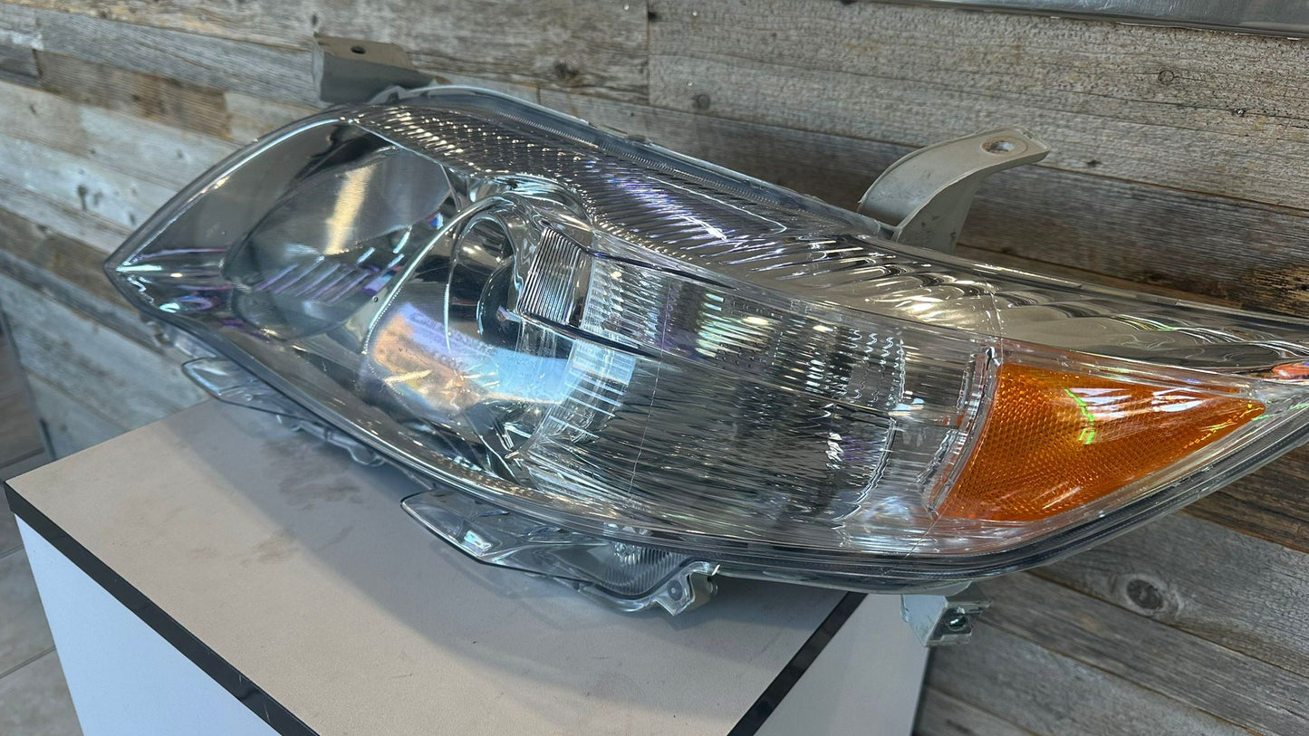 TOYOTA CAMRY 2010-2011 DRIVER HEADLAMP ASSY COMPOSITE; BASE|LE|XLE; USA BUILT