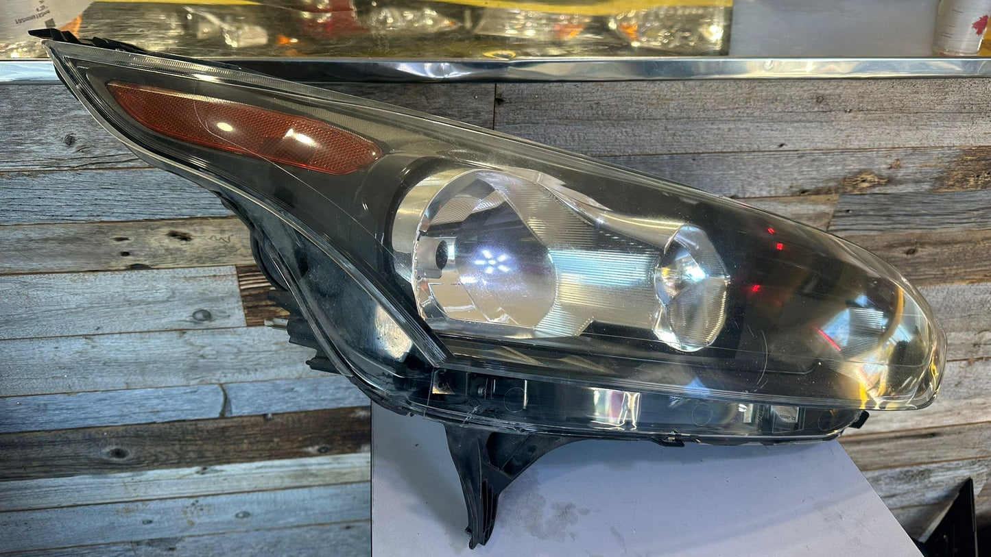 FORD TRANSIT CONNECT 2014-2018 PASSENGER  HEADLAMP ASSY W/BLACK BEZEL XL