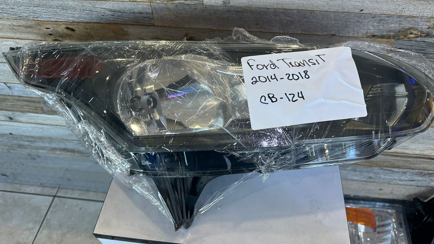 FORD TRANSIT CONNECT 2014-2018 PASSENGER  HEADLAMP ASSY W/BLACK BEZEL XL