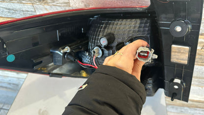 SUBARU CROSSTREK 2018-2019 PASSENGER OUTER TAILLAMP ASSY 17-19 IMPREZA HATCHBACK