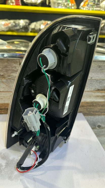 TOYOTA TACOMA 2009-2015 Passenger Taillamp assy LED Type; w/Wiring Harness; Clear Center Lens