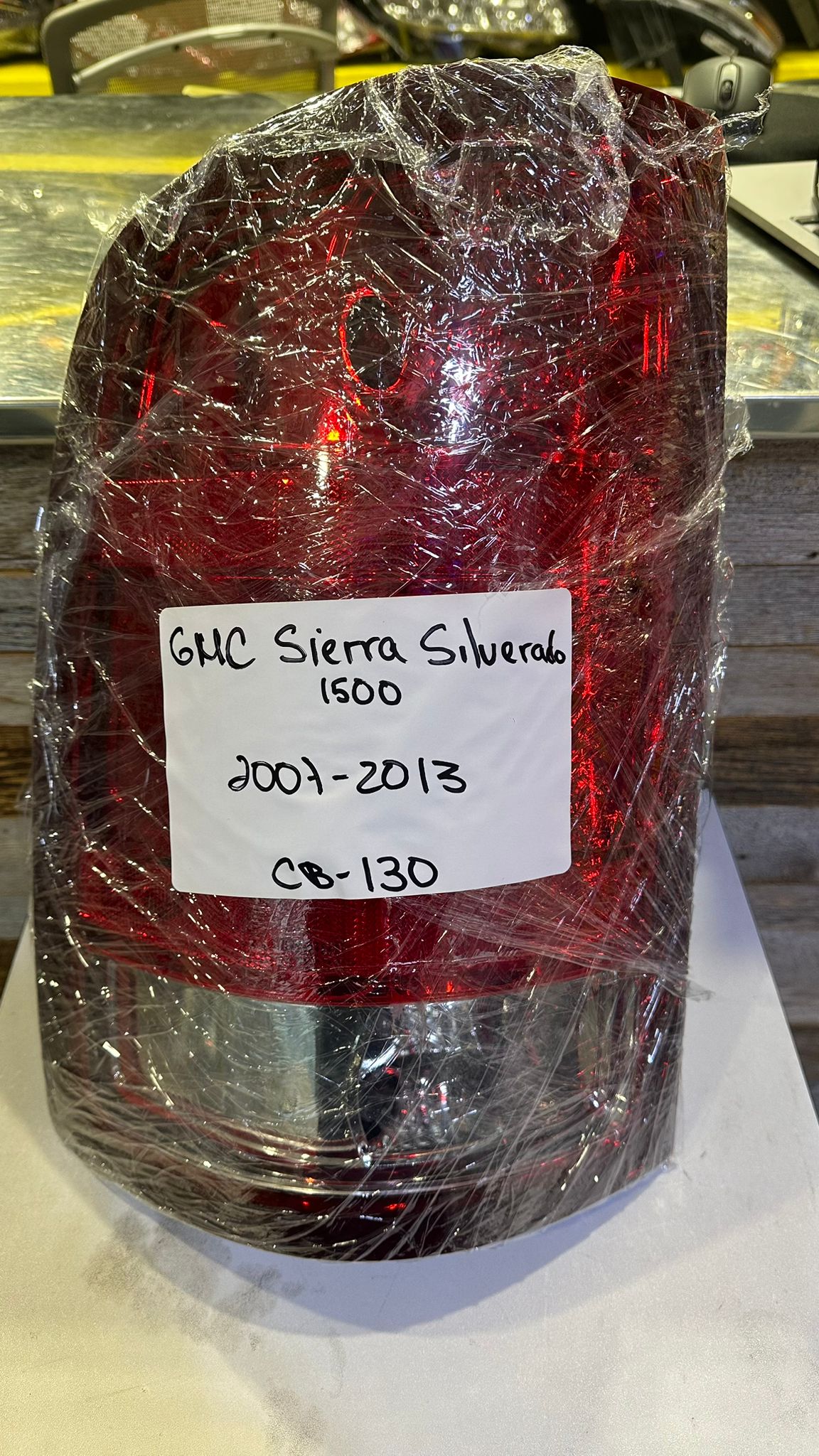 GMC SIERRA SILVERADO 1500 2007-2013 Passenger Taillamp assy SL|SLE|SLE 1|SLE 2|SLT|WT