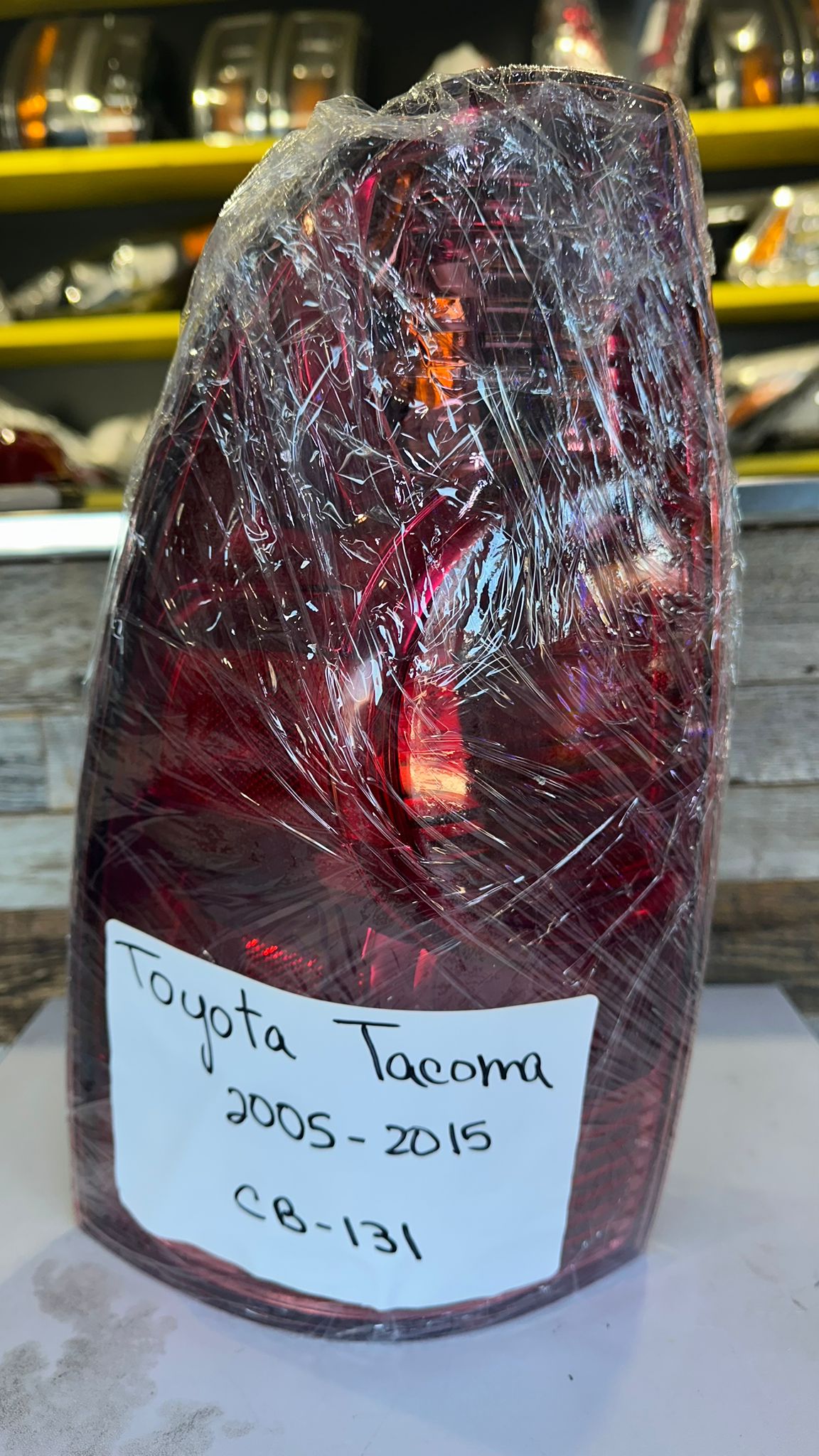 TOYOTA TACOMA 2005- 2015 Driver Taillamp assy Std Type