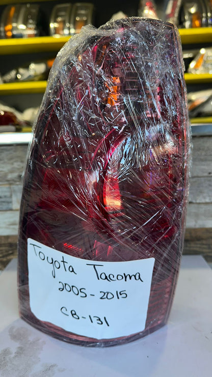 TOYOTA TACOMA 2005- 2015 Driver Taillamp assy Std Type