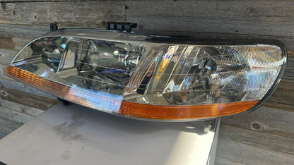 Honda Accord  1998-2002 HEADLAMP DRIVER ASSEMBLY COMPOSITE TAIWAN