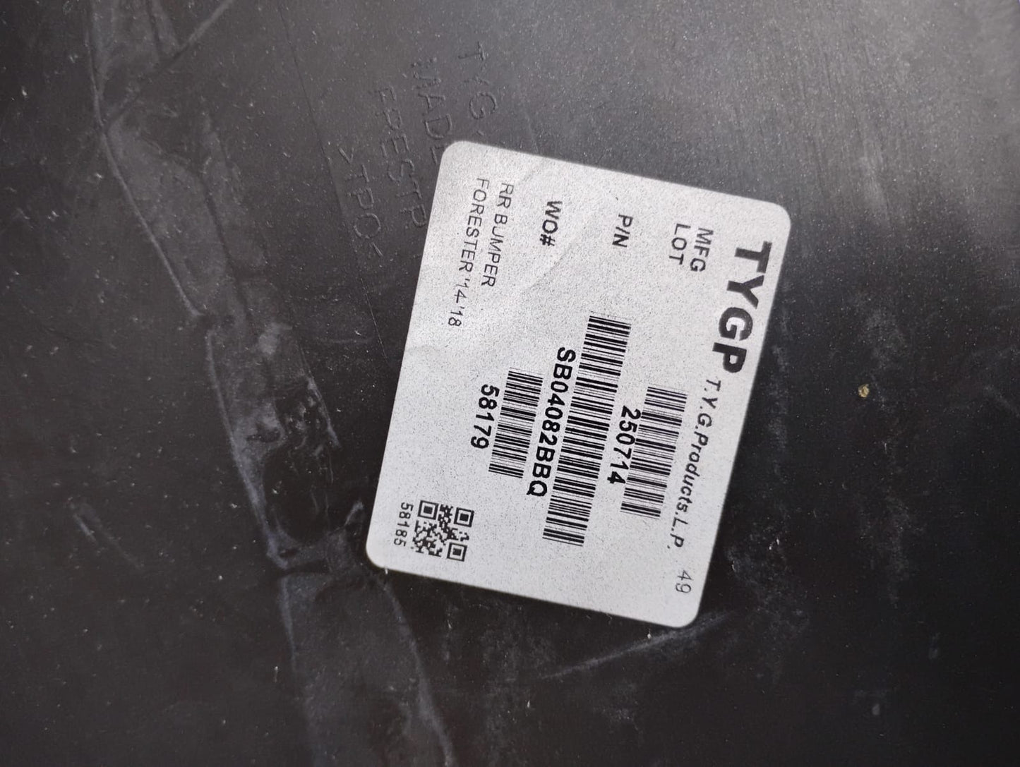 SUBARU FORESTER 2014 2018 Rear bumper cover w/o Object Sensors; w/Textured Lower; prime