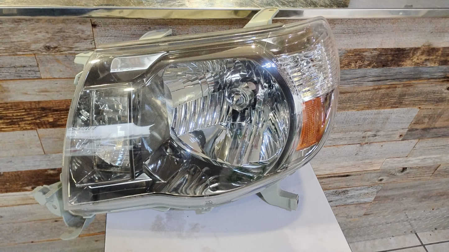 TOYOTA TACOMA 2005 2011 DRIVER SIDE LT Headlamp assy composite X-RUNNER|PRERUNNER; Type 1; w/Sport Pkg
