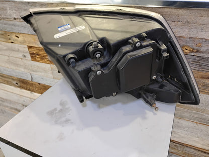 DODGE RAM HEADLAMP 2016 - 2018  PASSAGER SIDE ,CHROME BEZEL