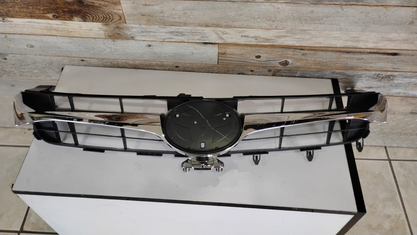 TOYOTA CAMRY 2015 2017 Grille assy LE|XLE; w/o Pre-Collision System