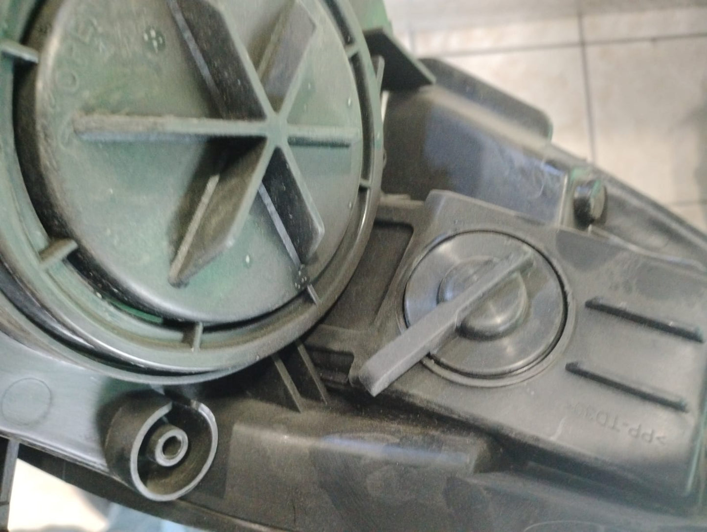 HYUNDAI ELANTRA 2017 2018 Driver Headlamp assy composite Halogen; w/o DRL