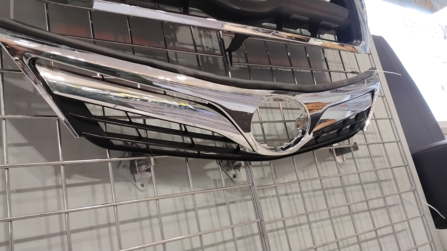 TOYOTA CAMRY 2012 2014 Grille assy LE|XLE