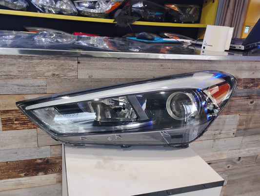 HYUNDAI TUCSON 2016 2018 DRIVER SIDE Headlamp assy composite Halogen; w/LED Position Lamp