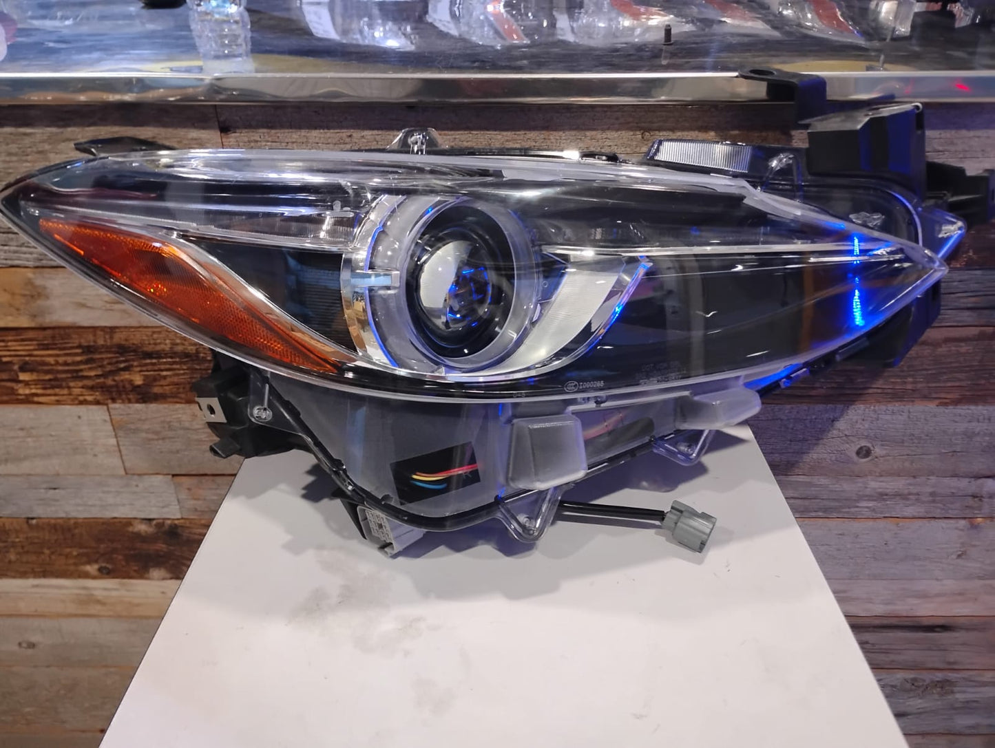 Mazda 3 Sedan, 17-18  PASSENGER SIDE w/o Auto Level Control, HID Headlamp