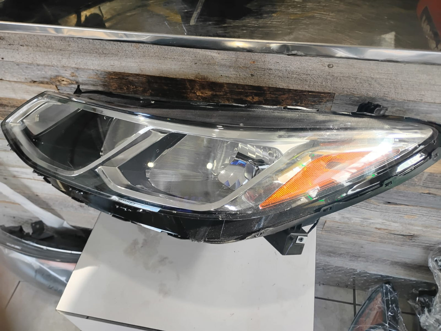 CHEVROLET CRUZE 2016 2019 Driver Headlamp assy composite LS; Halogen; w/o Daytime Running Lamps