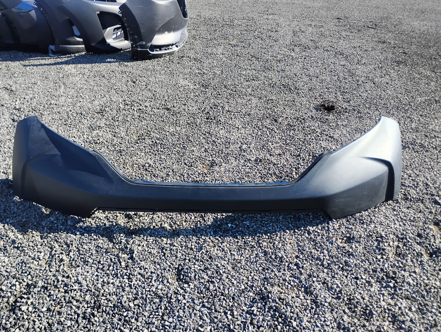 HONDA CRV 2017 FRONT BUMPER UPPER  OCCASION !!